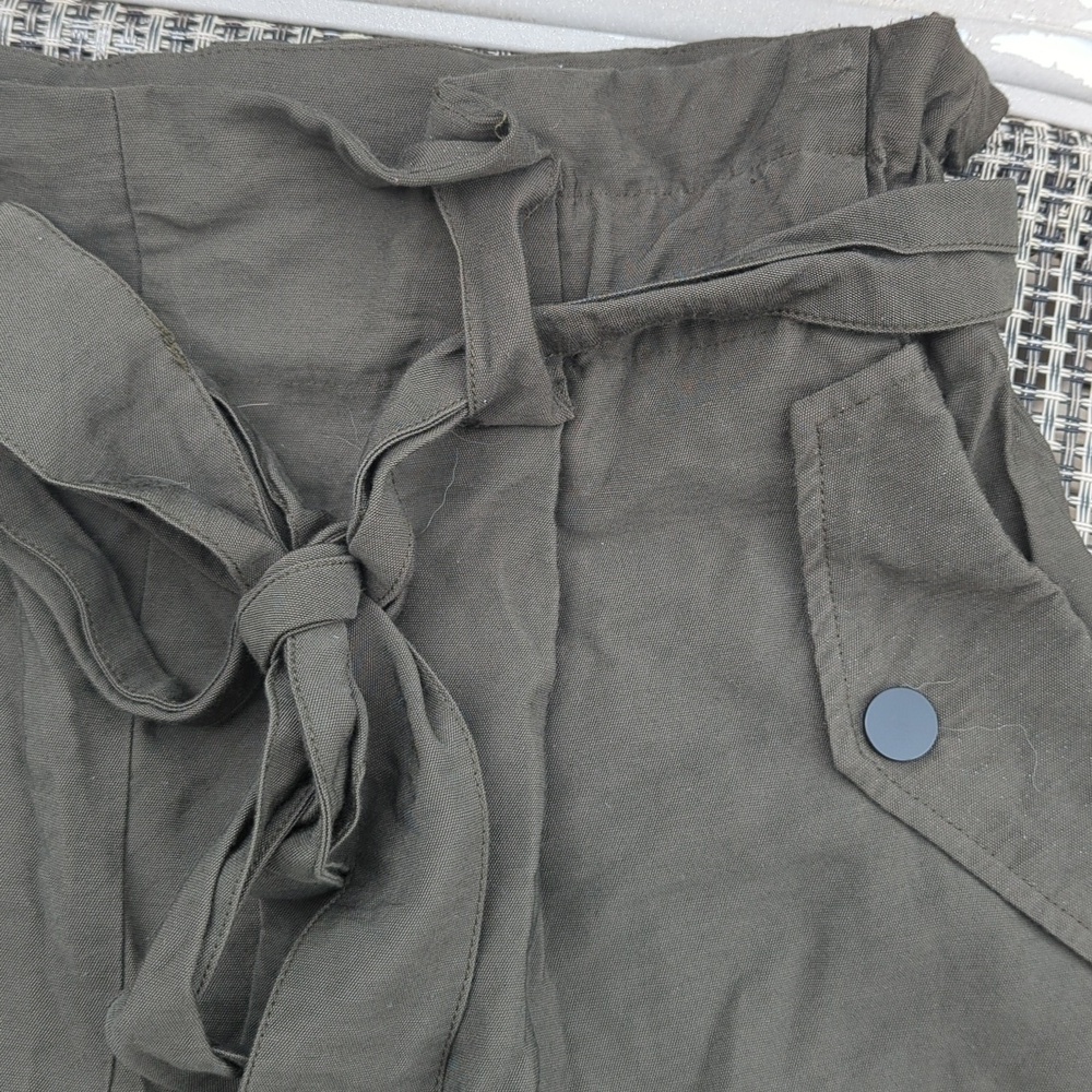 Women's Paperbag Waist Hunter Green Shorts - Picture 5 of 9